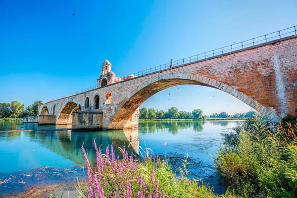 Partez à la découverte d'Avignon !